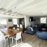 Le Bois D'amour Maison De Dom wakacyjny